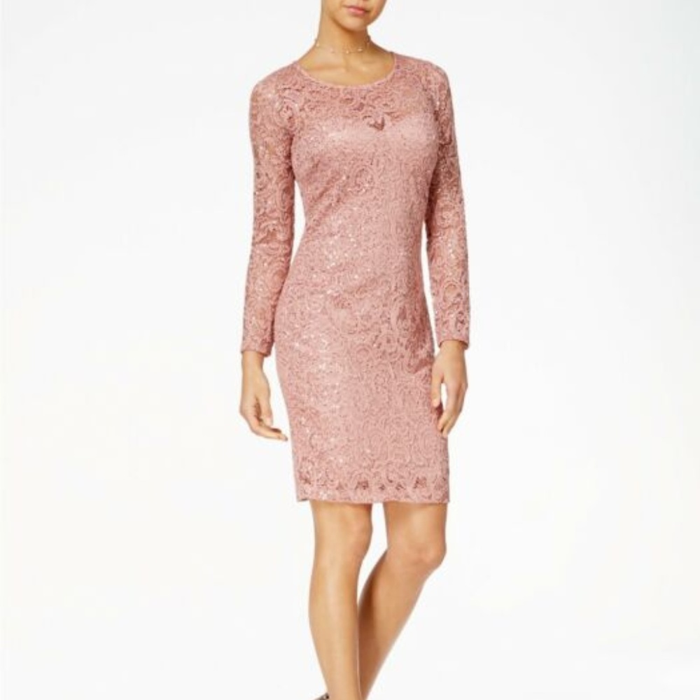 Sequin Hearts Juniors' Lace Bodycon Dress. Size: 3